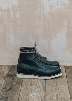 8849 Classic Moc Toe Boots In Black Prairie