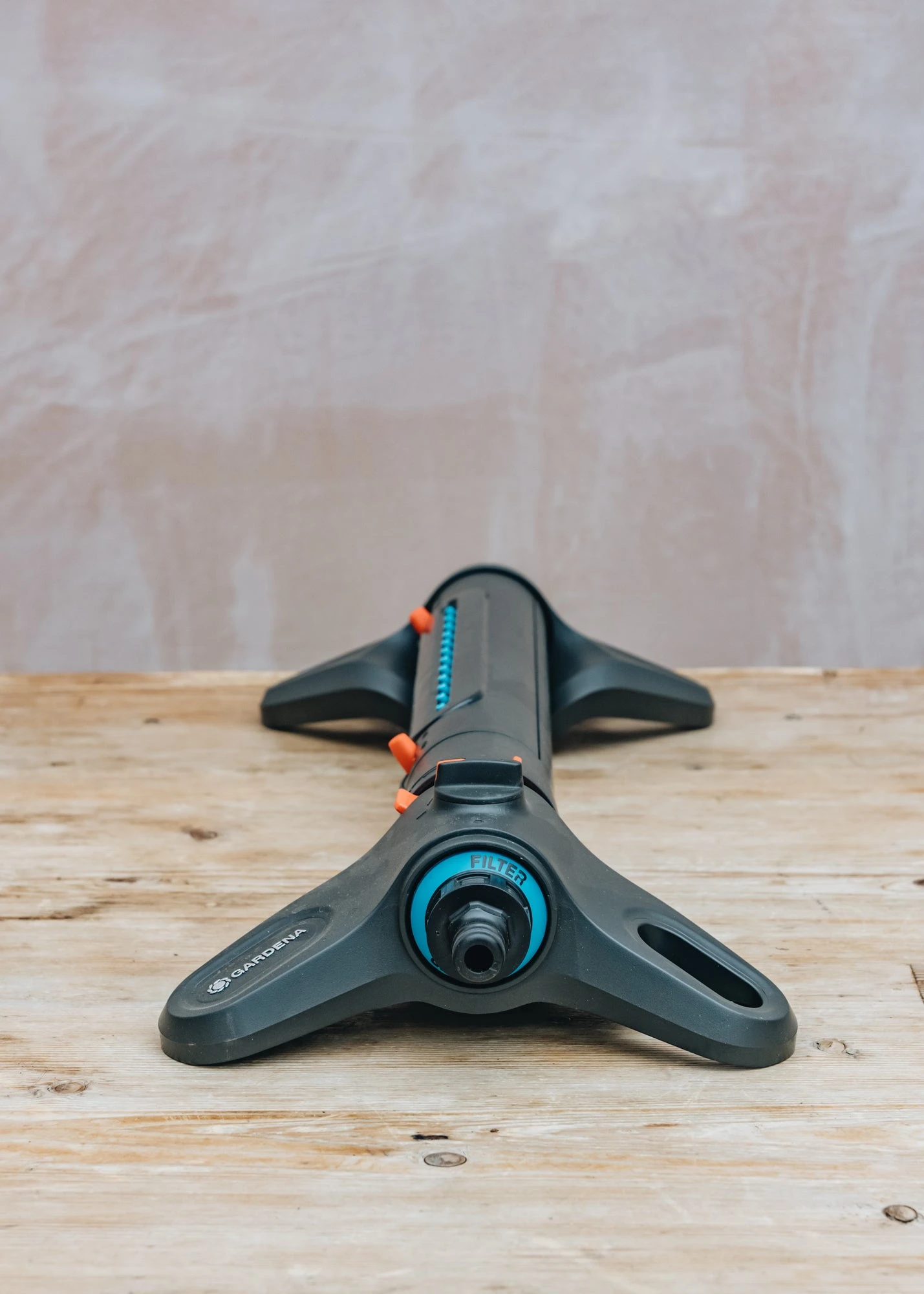 Gardena Aquazoom Small Oscillating Sprinkler 2 Gardena Aquazoom Small Oscillating Sprinkler - Image 2