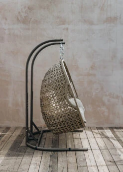 Barley Double Cocoon 5 Barley Double Cocoon -Burford Garden Sale Barley Double Cocoon DSC 5135