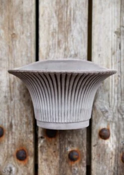 Bergs Potter Grey Daisy Wall Hanging Planter