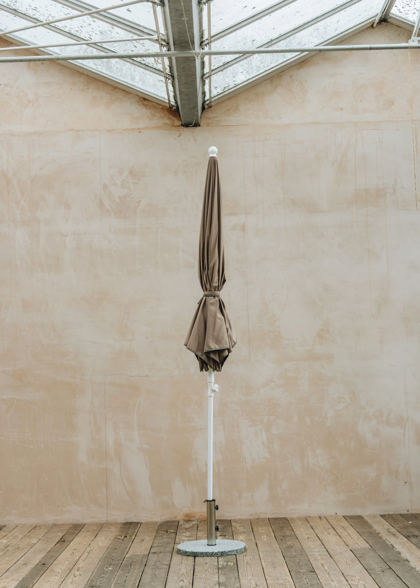 Elios Round Beach/Garden Parasol In Taupe, 280cm 2 Elios Round Beach/Garden Parasol In Taupe, 280cm - Image 2