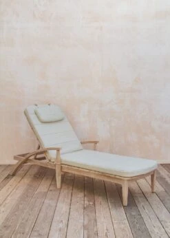 Faye Teak Sunbed In Natural Grey With Bouclé Cushion