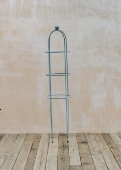 Medium Etched Round Column Obelisk