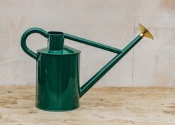Bearwood Brook Watering Can In Green 8.8l