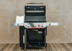 Weber Genesis EP-335W Gas Barbecue -Burford Garden Sale Weber Genesis EP 335W DSCF6829