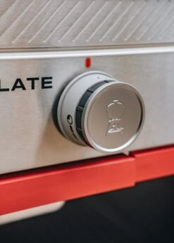 Weber SLATE GPD 76cm Premium Griddle Including Weatherproof Cover -Burford Garden Sale Weber Slate GPD Premium Griddle Including Free Cover 20250207 DSCF8840