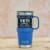 Yeti Rambler Travel Mug 20oz In Ultramarine Violet